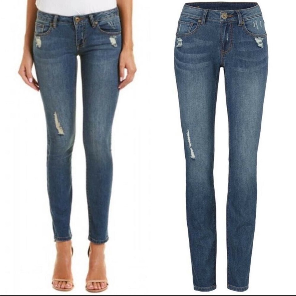 CAbi 5087 Distressed Skinny Jeans